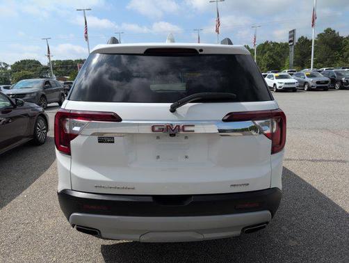 2023 GMC Acadia AWD SLT