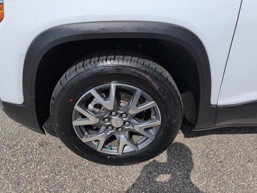 2023 GMC Acadia AWD SLT