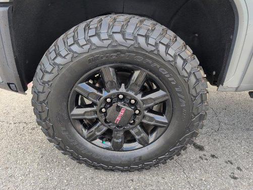 2024 GMC Sierra 2500 AT4