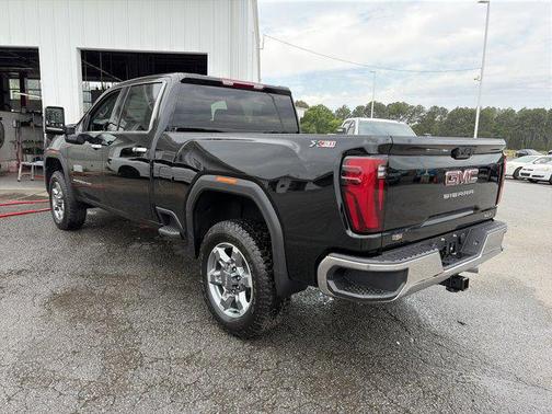 Onyx Black 2026 GMC Sierra 2500 SLT