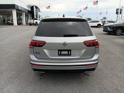 Pyrite Silver Metallic 2019 Volkswagen Tiguan 2.0T SEL R-Line 4MOTION