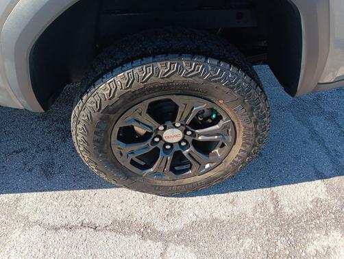 Sterling Metallic 2023 GMC Canyon Elevation