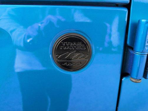 2021 Jeep Gladiator Willys 4x4