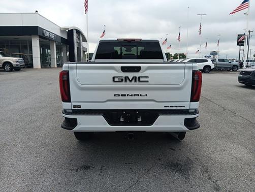 Glacier White Tricoat 2026 GMC Sierra 2500 Denali Ultimate