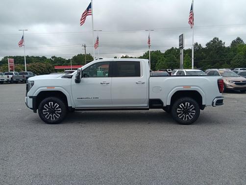 Glacier White Tricoat 2026 GMC Sierra 2500 Denali Ultimate