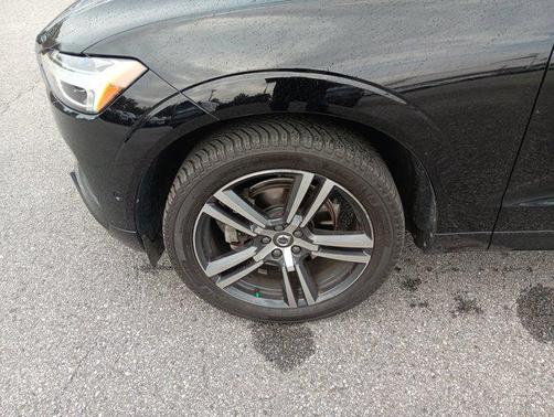 2019 Volvo XC60 T5 Momentum