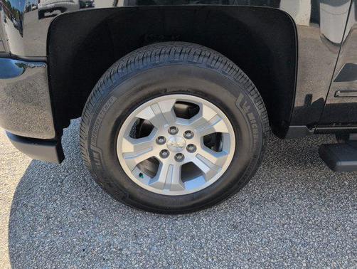 Black 2018 Chevrolet Silverado 1500 2LT