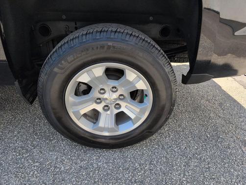 Black 2018 Chevrolet Silverado 1500 2LT
