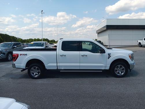 Oxford White 2023 Ford F-150 XLT