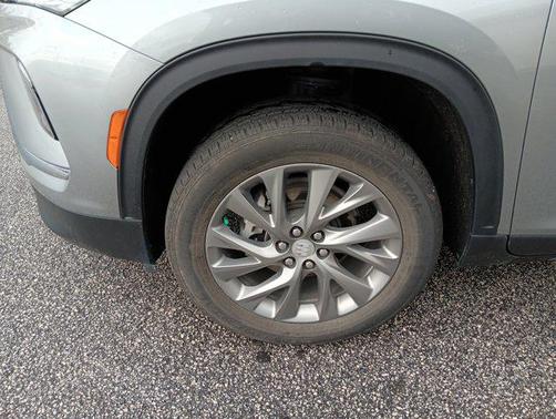 2025 Buick Enclave Preferred FWD