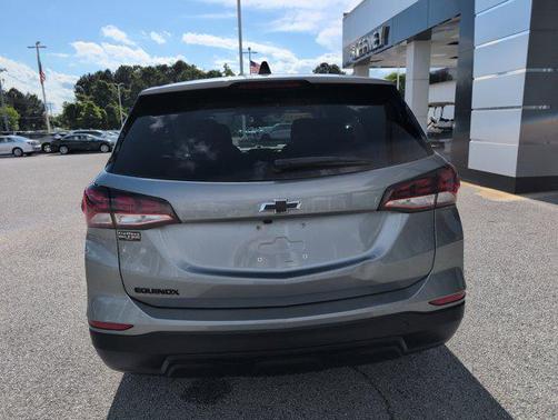 2023 Chevrolet Equinox LS