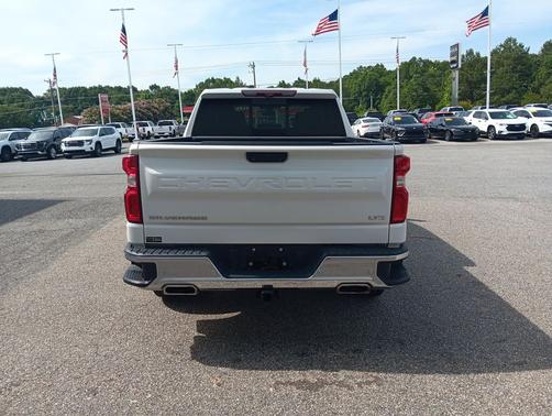 Iridescent Pearl Tricoat 2021 Chevrolet Silverado 1500 LTZ