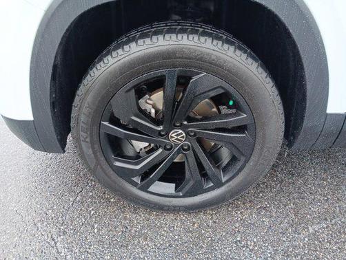 2023 Volkswagen Atlas 2.0T SE w/Technology