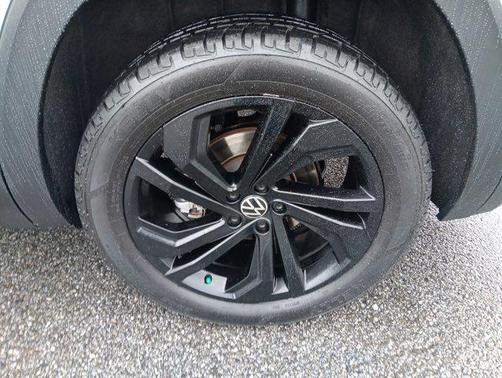 2023 Volkswagen Atlas 2.0T SE w/Technology