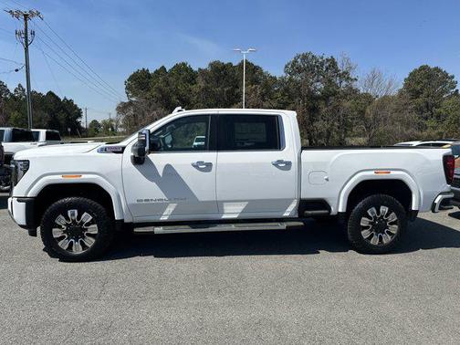2025 GMC Sierra 2500 Denali