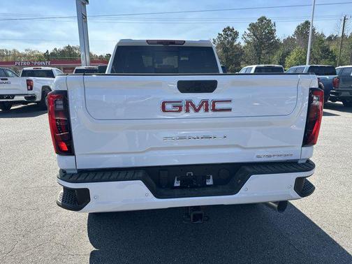 2025 GMC Sierra 2500 Denali