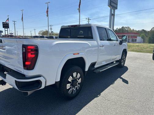2025 GMC Sierra 2500 Denali