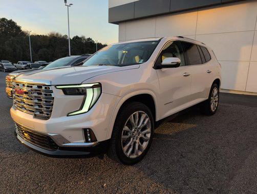 2024 GMC Acadia Denali