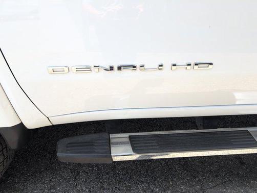 2024 GMC Sierra 2500 Denali