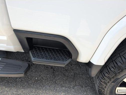 2024 GMC Sierra 2500 Denali