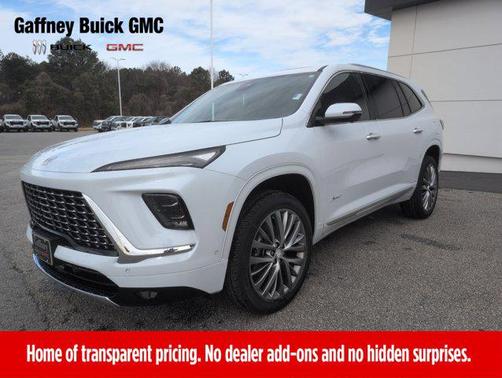 iridescent white tricoat 2026 Buick Enclave Avenir
