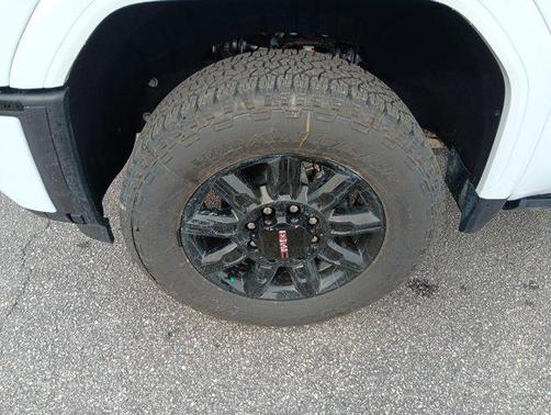 2026 GMC Sierra 2500 AT4