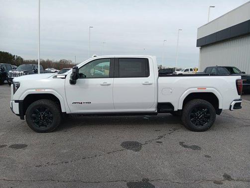 2026 GMC Sierra 2500 AT4