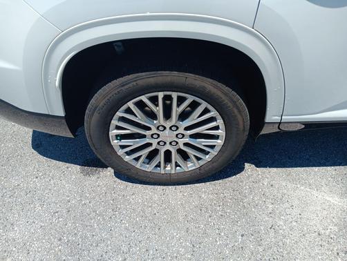 White Frost Tricoat 2024 GMC Acadia Denali