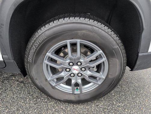 2025 GMC Acadia AWD Elevation