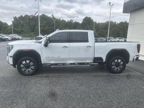 2025 GMC Sierra 2500 Denali