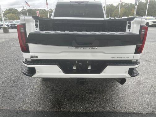 2025 GMC Sierra 2500 Denali