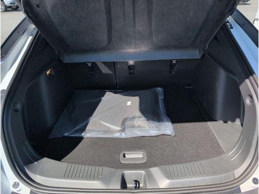 Summit White 2026 Buick Envista Preferred FWD