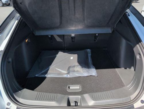 Summit White 2026 Buick Envista Preferred FWD