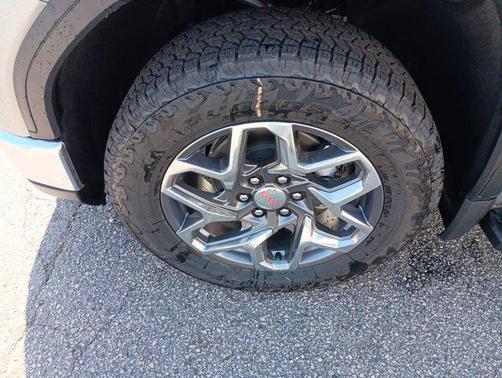 Sterling Metallic 2026 GMC Sierra 1500 SLT