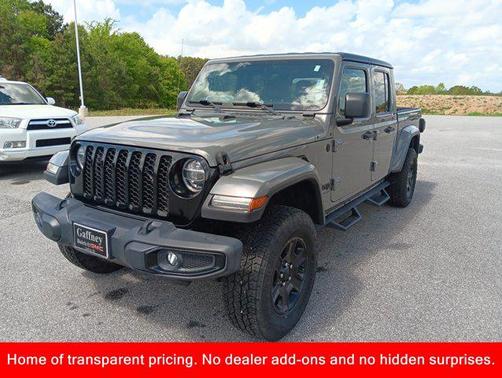 Sting-Gray Clearcoat 2021 Jeep Gladiator California Edition 4x4