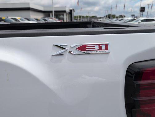 2025 GMC Sierra 2500 SLT