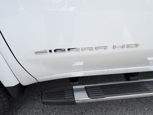 2025 GMC Sierra 2500 SLT