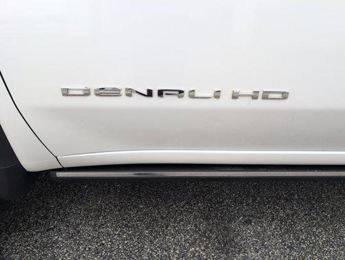 2024 GMC Sierra 2500 Denali