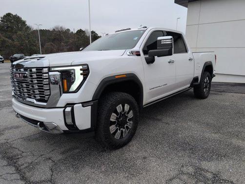 2024 GMC Sierra 2500 Denali