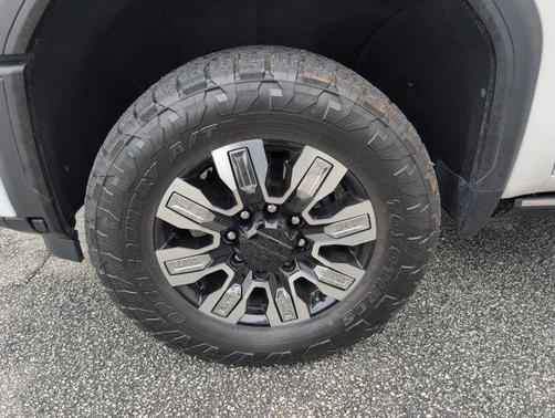 2024 GMC Sierra 2500 Denali