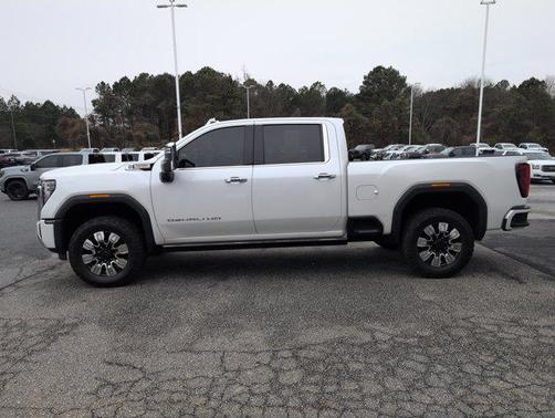 2024 GMC Sierra 2500 Denali