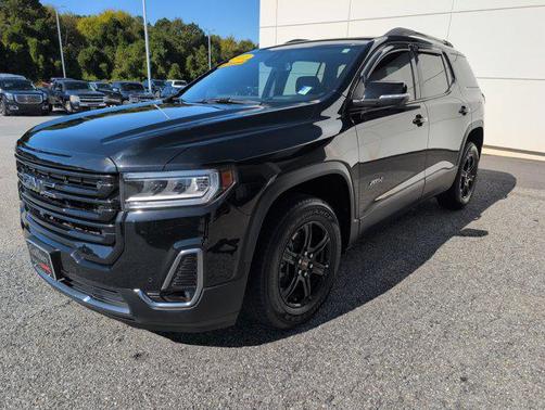 2022 GMC Acadia AWD AT4