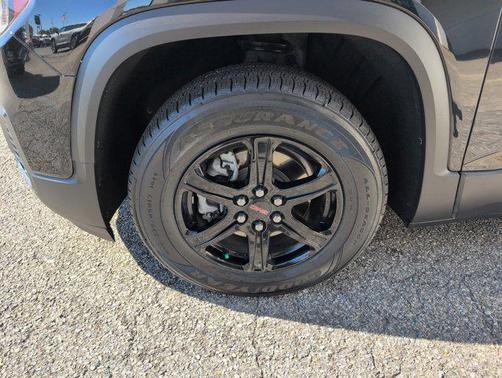 2022 GMC Acadia AWD AT4