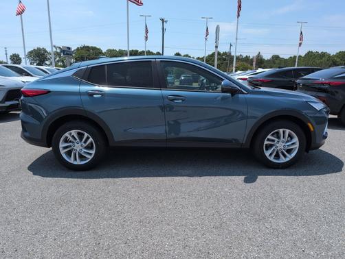 Ocean Blue Metallic 2026 Buick Envista Preferred FWD