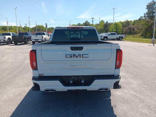 Glacier White Tricoat 2026 GMC Sierra 1500 Denali Ultimate