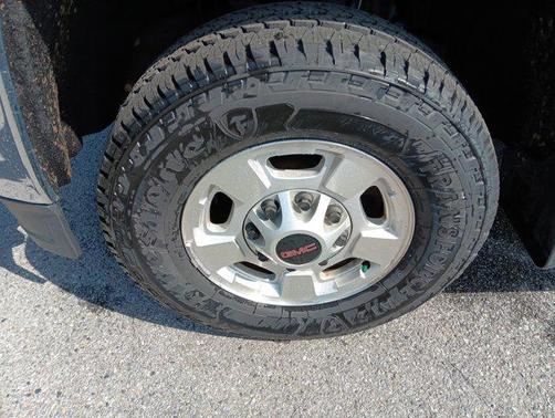 Cardinal Red 2017 GMC Sierra 2500 Base