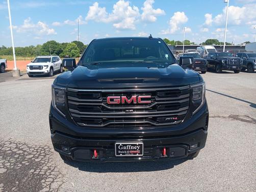 Onyx Black 2026 GMC Sierra 1500 AT4