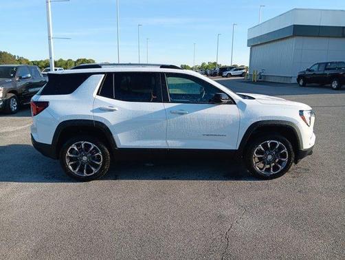 Summit White 2026 GMC Terrain FWD Elevation
