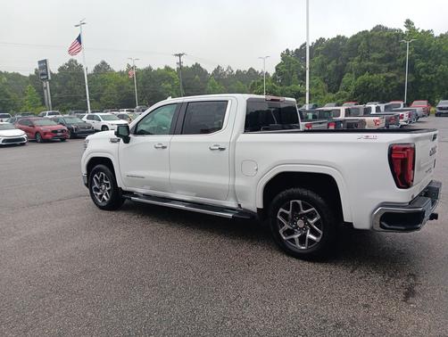 Summit White 2026 GMC Sierra 1500 SLT