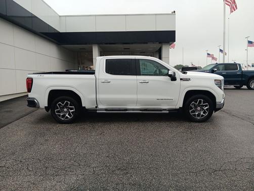 Summit White 2026 GMC Sierra 1500 SLT